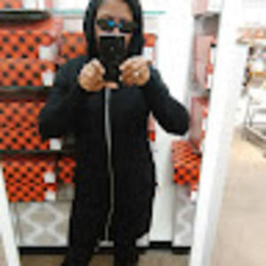 Meet your Posher, Frances